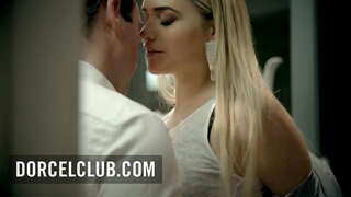 Lidenskabelig køn med smukke kone Mia Malkova