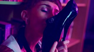 El Meu querido diário de gaudir da quarentena: saltant com un bucetinha entre molts baba i el salt d&#039;alçada